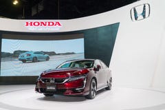 Отсек топливного бака ясности Honda на мотор-шоу Куалаа-Лумпур стоковые изображения rf Отсек топливного бака ясности Honda на мотор-шоу Куалаа-Лумпур стоковые изображения rf