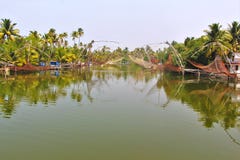 Paesaggio di fisherman& x27; villaggio di s in Tailandia fotografie stock Paesaggio di fisherman& x27; villaggio di s in Tailandia fotografie stock