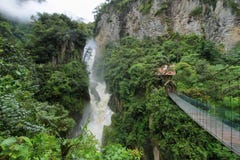 Pailon Del Diablo καταρράκτης, Ισημερινός στοκ φωτογραφία με δικαίωμα ελεύθερης χρήσης Pailon Del Diablo καταρράκτης, Ισημερινός στοκ φωτογραφία με δικαίωμα ελεύθερης χρήσης