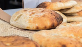 Pain arabe de tradition - pain pita photo stock Pain arabe de tradition - pain pita photo stock