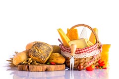 Pain et fromage photo libre de droits Pain et fromage photo libre de droits