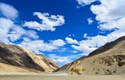 Paisagens bonitas da Índia de Ladakh fotografia de stock Paisagens bonitas da Índia de Ladakh fotografia de stock