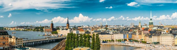 Paisaje escénico del verano de la ciudad vieja en Estocolmo, Suecia fotografía de archivo libre de regalías Paisaje escénico del verano de la ciudad vieja en Estocolmo, Suecia fotografía de archivo libre de regalías