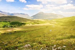 Paisaje rural del paisaje del campo irlandés épico hermoso del th imágenes de archivo libres de regalías Paisaje rural del paisaje del campo irlandés épico hermoso del th imágenes de archivo libres de regalías