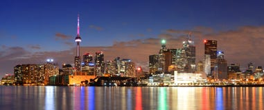 Paisaje urbano de Toronto imágenes de archivo libres de regalías Paisaje urbano de Toronto imágenes de archivo libres de regalías