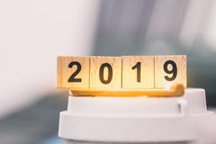 palabra 2019 de bloques de madera imagenes de archivo palabra 2019 de bloques de madera imagenes de archivo