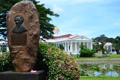 Palazzo presidenziale in Bogor, Java ad ovest fotografia stock libera da diritti Palazzo presidenziale in Bogor, Java ad ovest fotografia stock libera da diritti