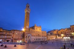 Palazzo Publico em Praça del Campo, Siena, Italy fotos de stock royalty free Palazzo Publico em Praça del Campo, Siena, Italy fotos de stock royalty free