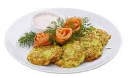 Pannkakor som göras av zucchinin arkivbilder Pannkakor som göras av zucchinin arkivbilder