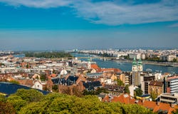 Panorama de Budapest de la bastion du pêcheur photographie stock Panorama de Budapest de la bastion du pêcheur photographie stock