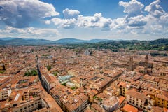 Panorama de Florença velha e da igreja St Mary da flor imagem de stock Panorama de Florença velha e da igreja St Mary da flor imagem de stock