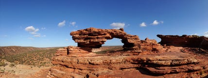 Panorama del parco nazionale di Kalbarri della finestra delle nature fotografie stock libere da diritti Panorama del parco nazionale di Kalbarri della finestra delle nature fotografie stock libere da diritti