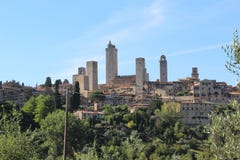 Panorama der Stadt von San Gimignano lizenzfreie stockbilder Panorama der Stadt von San Gimignano lizenzfreie stockbilder