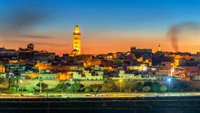 Panorama di Meknes nella sera - Marocco fotografia stock Panorama di Meknes nella sera - Marocco fotografia stock