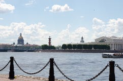 Panorama van St. Petersburg met Sachigo-Eilanden royalty-vrije stock fotografie Panorama van St. Petersburg met Sachigo-Eilanden royalty-vrije stock fotografie