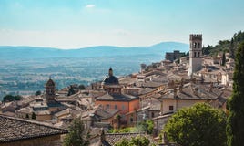 Panoramablick einer schönen italienischen Stadt lizenzfreies stockfoto Panoramablick einer schönen italienischen Stadt lizenzfreies stockfoto