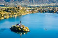 Panoramablick von See geblutet, Slowenien lizenzfreies stockfoto Panoramablick von See geblutet, Slowenien lizenzfreies stockfoto