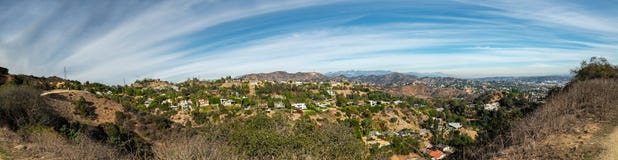 Panoramiczny widok Hollywood wzgórza od Runyon jaru parka, Los Angeles fotografia royalty free Panoramiczny widok Hollywood wzgórza od Runyon jaru parka, Los Angeles fotografia royalty free