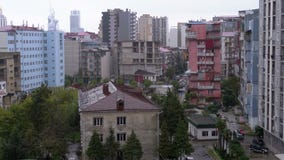 Panoramiczny widok starzy i nowi wieżowowie miasto zbiory Panoramiczny widok starzy i nowi wieżowowie miasto zbiory