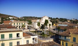 Panoramiczny widok z lotu ptaka na starych domach miasto Trinidad, Kuba obrazy royalty free Panoramiczny widok z lotu ptaka na starych domach miasto Trinidad, Kuba obrazy royalty free