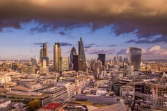 Panoramische horizon van Londen met Bankdistrict royalty-vrije stock afbeeldingen Panoramische horizon van Londen met Bankdistrict royalty-vrije stock afbeeldingen