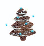 Panqueca do chocolate da árvore de Natal isolada no fundo branco imagens de stock royalty free Panqueca do chocolate da árvore de Natal isolada no fundo branco imagens de stock royalty free