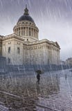 Pantheon im Regen, Paris Lizenzfreies Stockbild Pantheon im Regen, Paris Lizenzfreies Stockbild