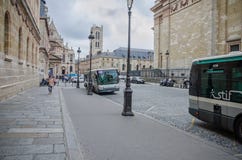 Panthéon d'arrêt d'autobus à Paris image stock Panthéon d'arrêt d'autobus à Paris image stock
