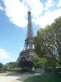Parigi, Francia, il 17 agosto 2018: vista durante il giro Eiffel in un giorno soleggiato immagine stock Parigi, Francia, il 17 agosto 2018: vista durante il giro Eiffel in un giorno soleggiato immagine stock