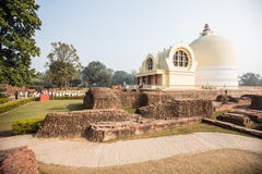 Parinirvana-Tempel, Kushinagar, Indien stockbild Parinirvana-Tempel, Kushinagar, Indien stockbild