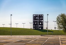 Parque DE La Memoria park met Monumenten gewijd aan de Slachtoffers van Militaire dictatuur - Buenos aires, Argentinië royalty-vrije stock foto Parque DE La Memoria park met Monumenten gewijd aan de Slachtoffers van Militaire dictatuur - Buenos aires, Argentinië royalty-vrije stock foto