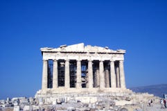 Parthenon - frontale Ansicht lizenzfreies stockfoto Parthenon - frontale Ansicht lizenzfreies stockfoto