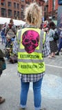 Participent das Löschungs-Aufstandsstraßenfest lizenzfreie stockfotos Participent das Löschungs-Aufstandsstraßenfest lizenzfreie stockfotos