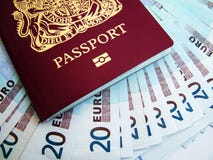 Pasaporte y euros Pasaporte y euros