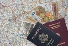 Passaporti e soldi su un programma Passaporti e soldi su un programma