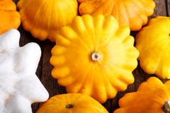 pattypan κολοκύνθη κίτρινη στοκ εικόνα pattypan κολοκύνθη κίτρινη στοκ εικόνα