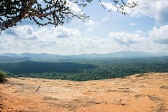Paysage de vue aérienne de roche Sigiriya de lion photo libre de droits Paysage de vue aérienne de roche Sigiriya de lion photo libre de droits