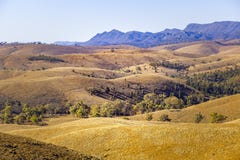 Paysage montagneux des chaînes de Flinders photo libre de droits Paysage montagneux des chaînes de Flinders photo libre de droits