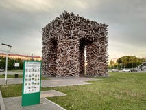 Perm, Russia, June 2017. The project is traveling in Russia. Sculpture Perm gate at Gaidar square. stock photography Perm, Russia, June 2017. The project is traveling in Russia. Sculpture Perm gate at Gaidar square. stock photography