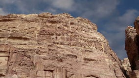 Petra, Джордан, Ближний Восток -- символ Джордана, так же, как ` s Джордана больше всего-посетило туристическую достопримечательн видеоматериал Petra, Джордан, Ближний Восток -- символ Джордана, так же, как ` s Джордана больше всего-посетило туристическую достопримечательн видеоматериал