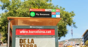 PG στάσεων λεωφορείου BonaNova στα προάστια της Βαρκελώνης στοκ εικόνες PG στάσεων λεωφορείου BonaNova στα προάστια της Βαρκελώνης στοκ εικόνες