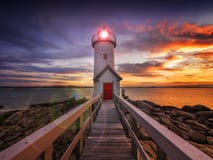 Phare au coucher du soleil Phare au coucher du soleil