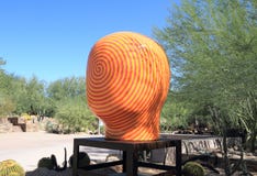 Phoenix, Tempe/, Arizona: Jun Kaneko rzeźba - rewolucjonistki spirali twarz zdjęcia stock Phoenix, Tempe/, Arizona: Jun Kaneko rzeźba - rewolucjonistki spirali twarz zdjęcia stock