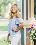 Photo d'élève de terminale d'extérieur caucasien blond de fille photos stock Photo d'élève de terminale d'extérieur caucasien blond de fille photos stock
