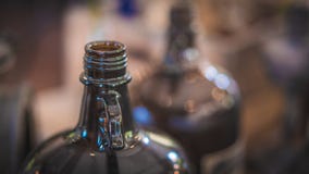 Photos en verre de bouteille de pharmacie de Brown images stock Photos en verre de bouteille de pharmacie de Brown images stock