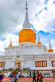 Phra тот парк буддиста серовато-коричневого цвета Na стоковые фото Phra тот парк буддиста серовато-коричневого цвета Na стоковые фото