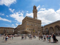 Piazzadella Signoria med Palazzo Vecchio i Florence, Tuscany, Italien royaltyfri foto Piazzadella Signoria med Palazzo Vecchio i Florence, Tuscany, Italien royaltyfri foto