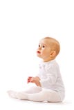 Piccolo bambino su priorità bassa bianca immagine stock libera da diritti Piccolo bambino su priorità bassa bianca immagine stock libera da diritti