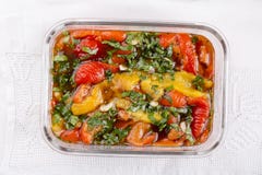 Piec na grillu czerwień i żółty słodki pieprz fotografia stock Piec na grillu czerwień i żółty słodki pieprz fotografia stock