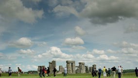 Piedras monolíticas Inglaterra del henge de piedra almacen de video Piedras monolíticas Inglaterra del henge de piedra almacen de video